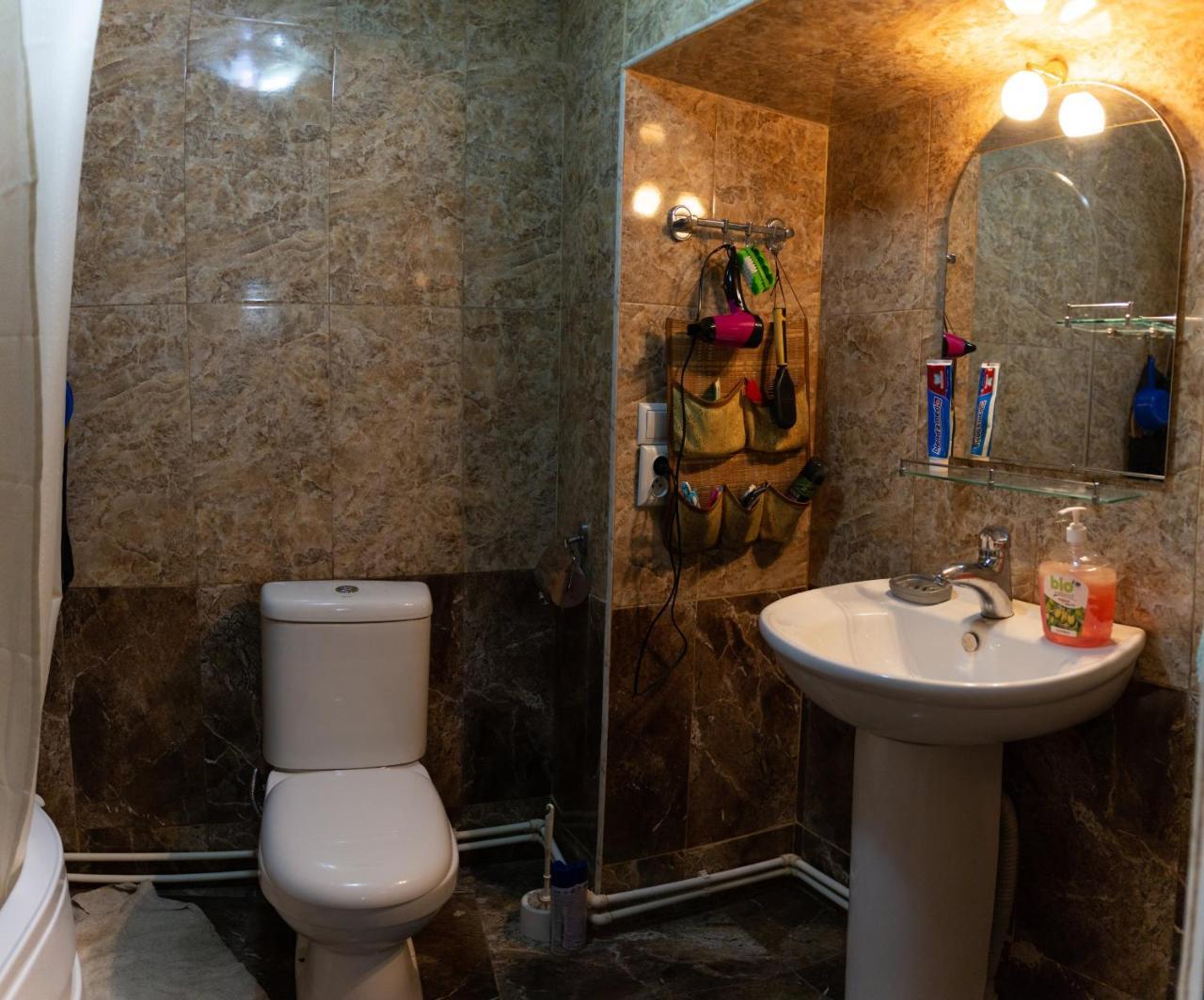 Guest House Hello Тбилиси Екстериор снимка